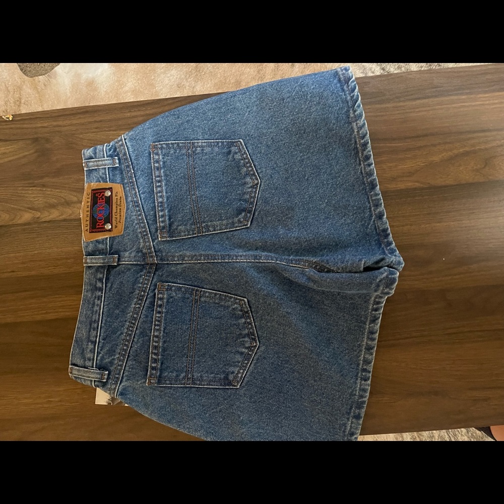 Vintage women’s Rockies shorts